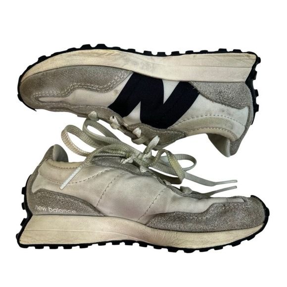 New Balance Other - New Balance 327 Girls 11 Sneakers Shoes White Black Logo Lace Up Everyday Play